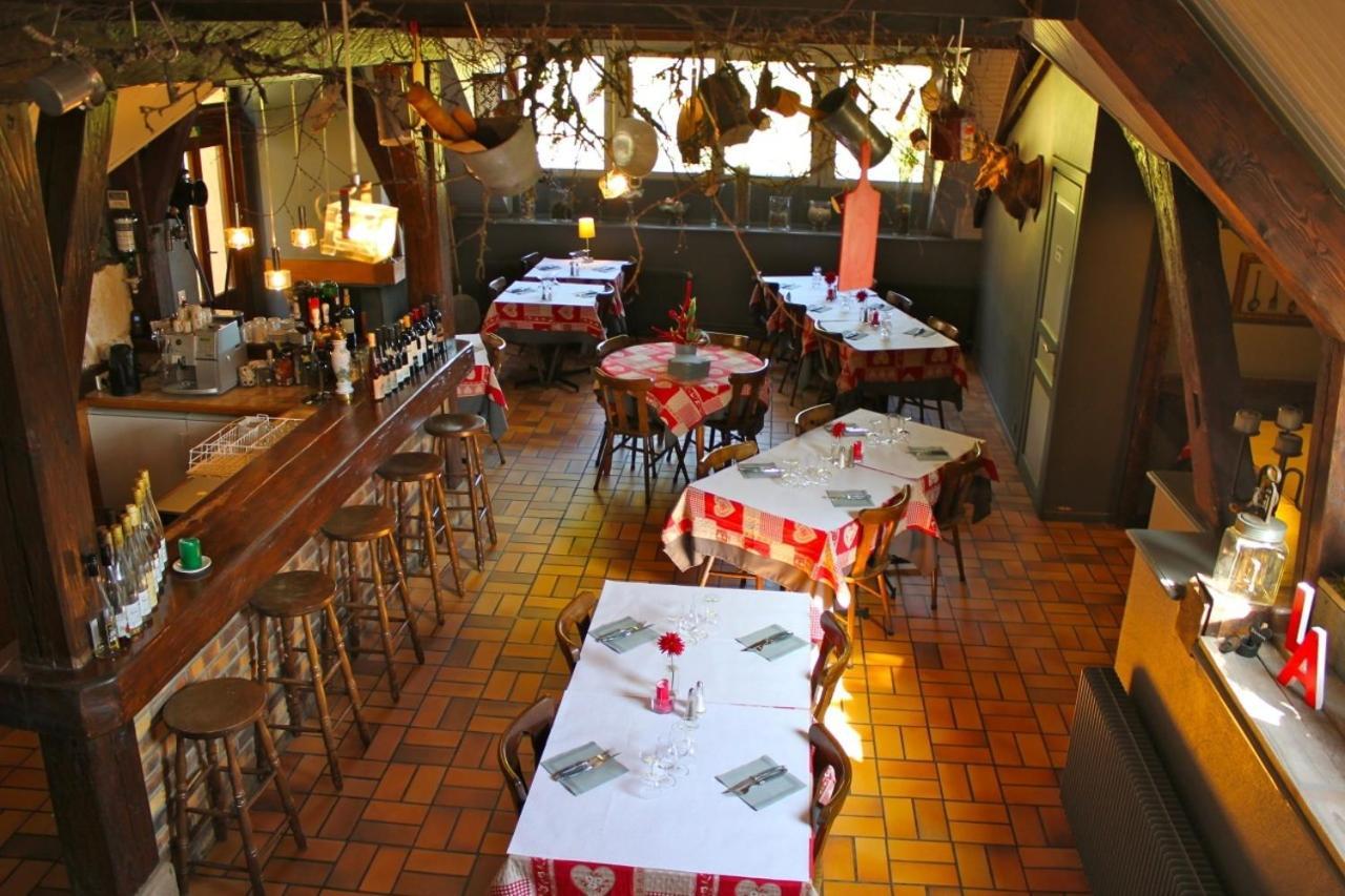 Hotel Restaurant Domaine De Basil Orbey Exteriör bild