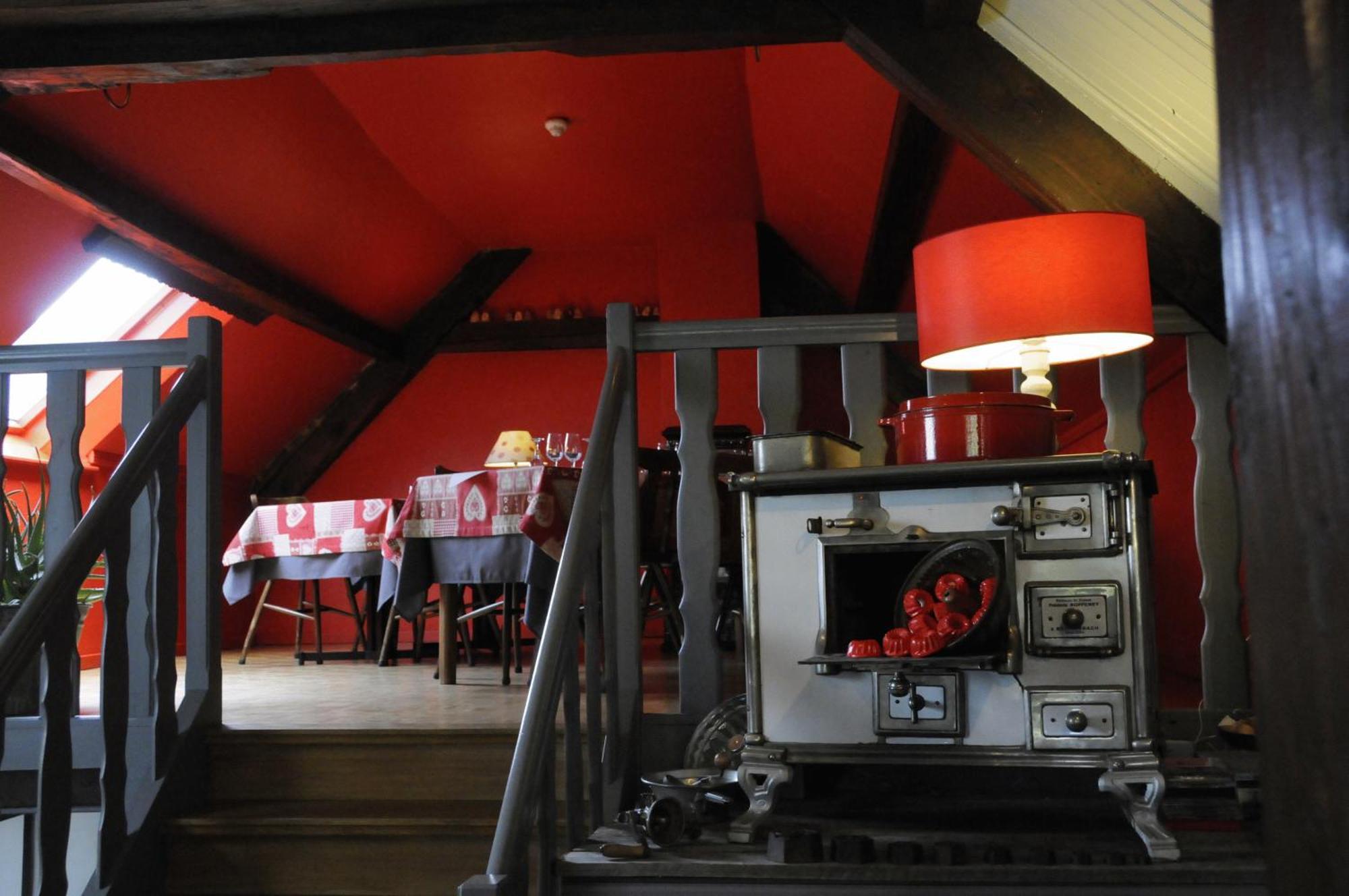 Hotel Restaurant Domaine De Basil Orbey Exteriör bild